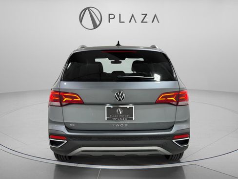 Used 2024 Volkswagen Taos SE image 5