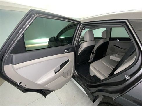 Used 2020 Hyundai Tucson Sport image 21