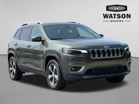 Used 2019 Jeep Cherokee Limited w/ Trailer Tow Group AWD/4WD image 1