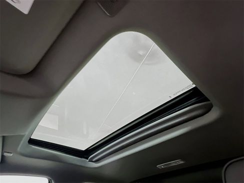 New 2026 GMC Sierra 3500 Denali w/ Denali Reserve Package image 18