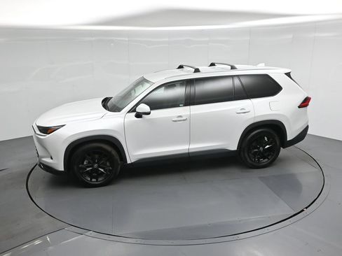 Used 2024 Toyota Grand Highlander AWD Hybrid image 41