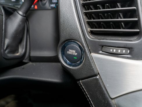 Used 2018 GMC Yukon SLT w/ Open Road Package image 25