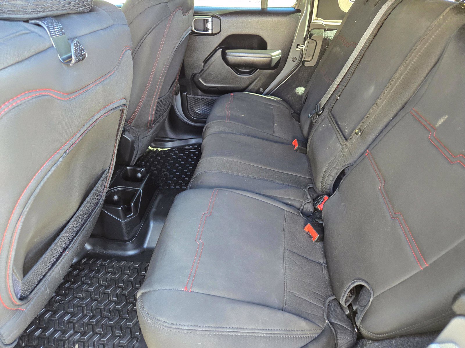 Used 2019 Jeep Wrangler Unlimited Sport S AWD/4WD image 11