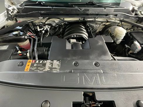 Used 2017 GMC Sierra 1500 SLE w/ SLE Value Package image 21