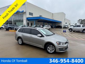 Used 2017 Volkswagen Golf S video 1