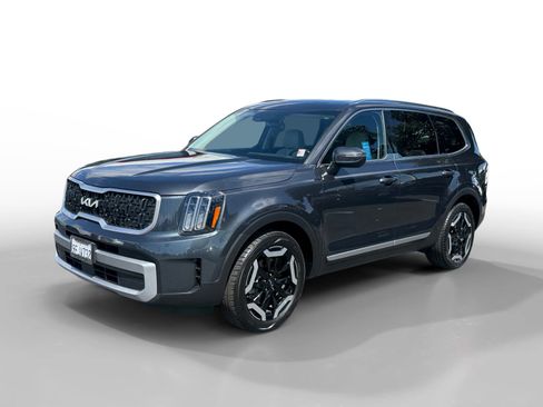 Used 2023 Kia Telluride EX w/ EX Captain's Chair Package FWD image 1