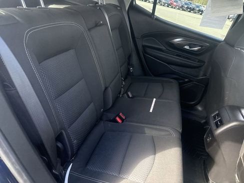 Used 2022 GMC Terrain SLE AWD/4WD image 28