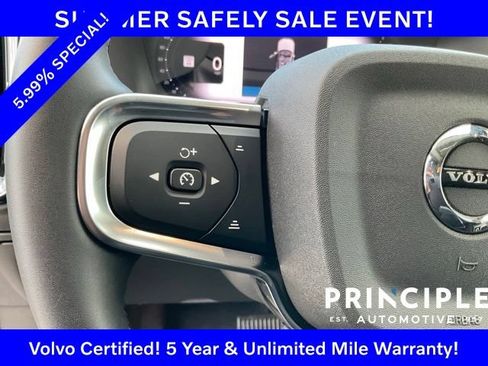 Certified 2023 Volvo XC40 B5 Plus w/ Protection Package Premier AWD/4WD image 20