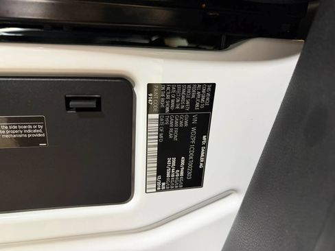Used 2019 Mercedes-Benz Sprinter 2500 image 59