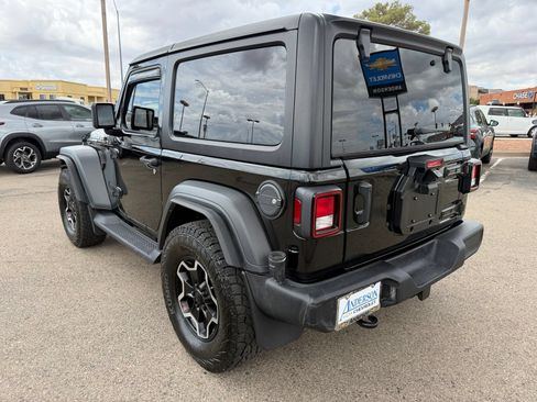 Used 2022 Jeep Wrangler Sport AWD/4WD image 8