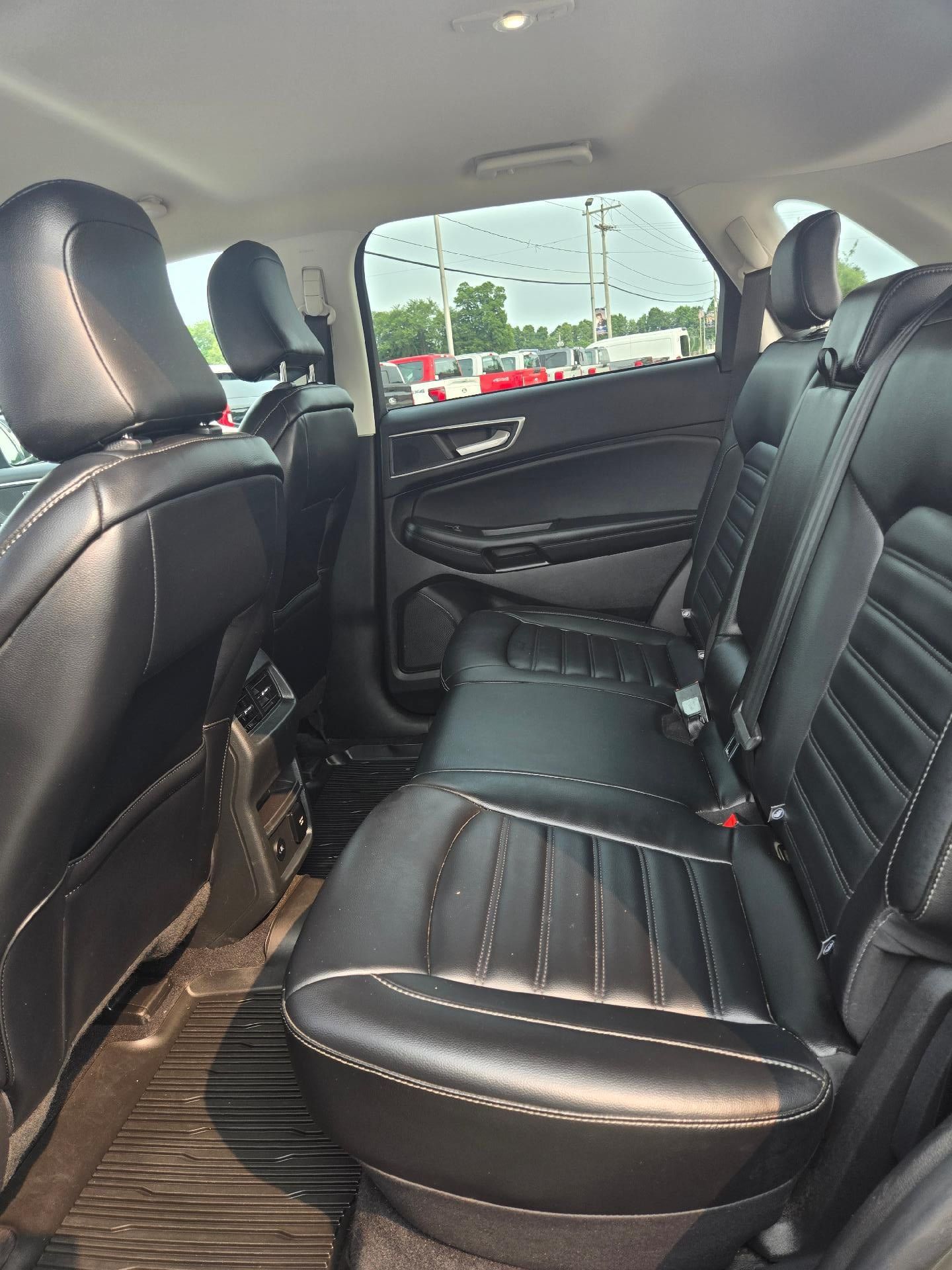 Used 2023 Ford Edge SEL w/ Convenience Package AWD/4WD image 19