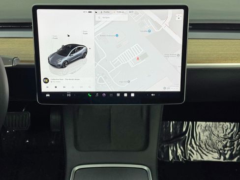 Used 2023 Tesla Model 3 Standard Range image 21