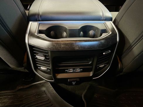 Used 2022 RAM 1500 Big Horn AWD/4WD image 25