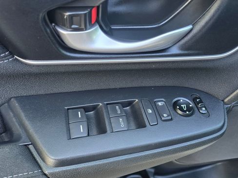 Used 2020 Honda CR-V EX image 17