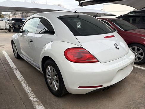 Used 2014 Volkswagen Beetle 1.8T image 3