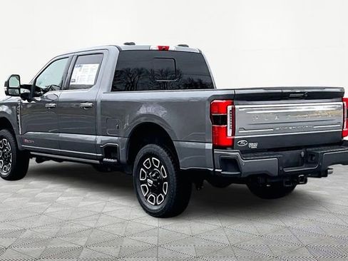 Used 2024 Ford F250 Platinum image 6