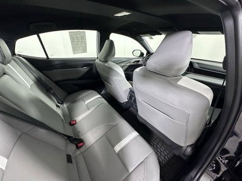 Used 2025 Toyota Camry XSE image 13