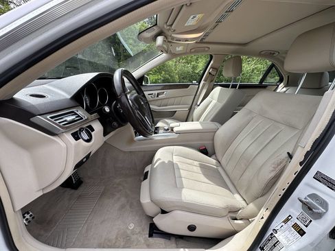 Used 2015 Mercedes-Benz E 350 Sedan w/ Premium 1 Package image 26