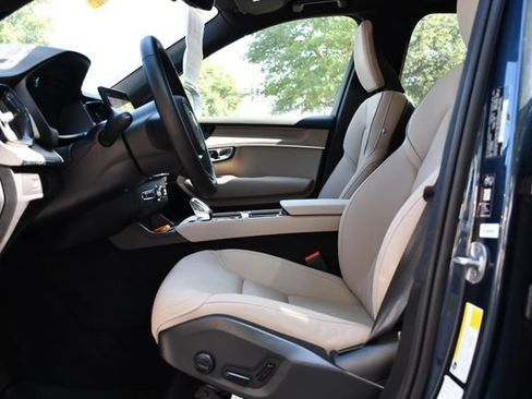 Used 2026 Volvo XC90 B6 Plus AWD/4WD image 12