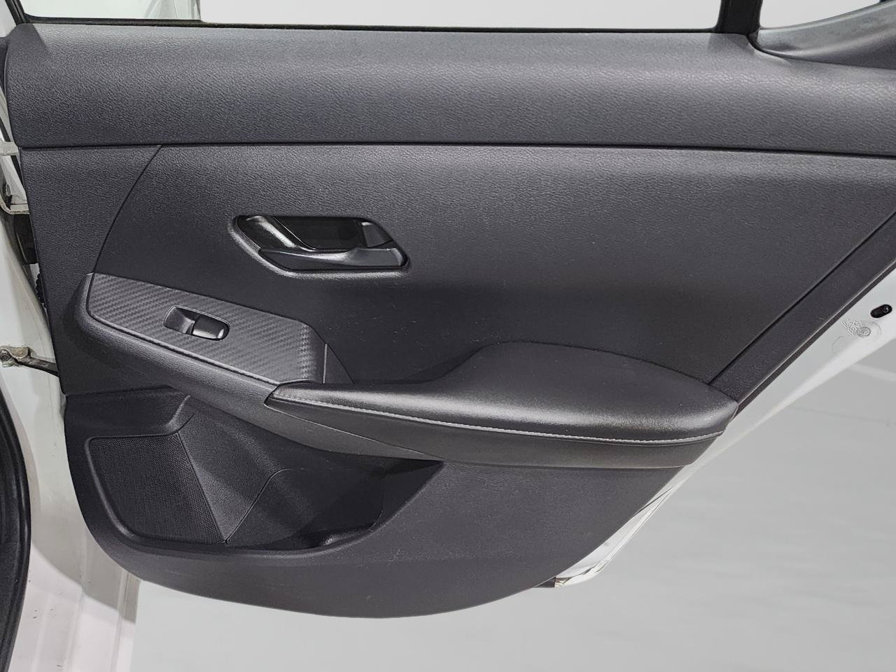 Used 2024 Nissan Sentra S FWD image 28