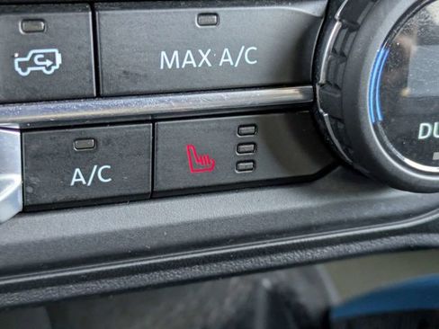 Used 2023 Ford Bronco Black Diamond image 23