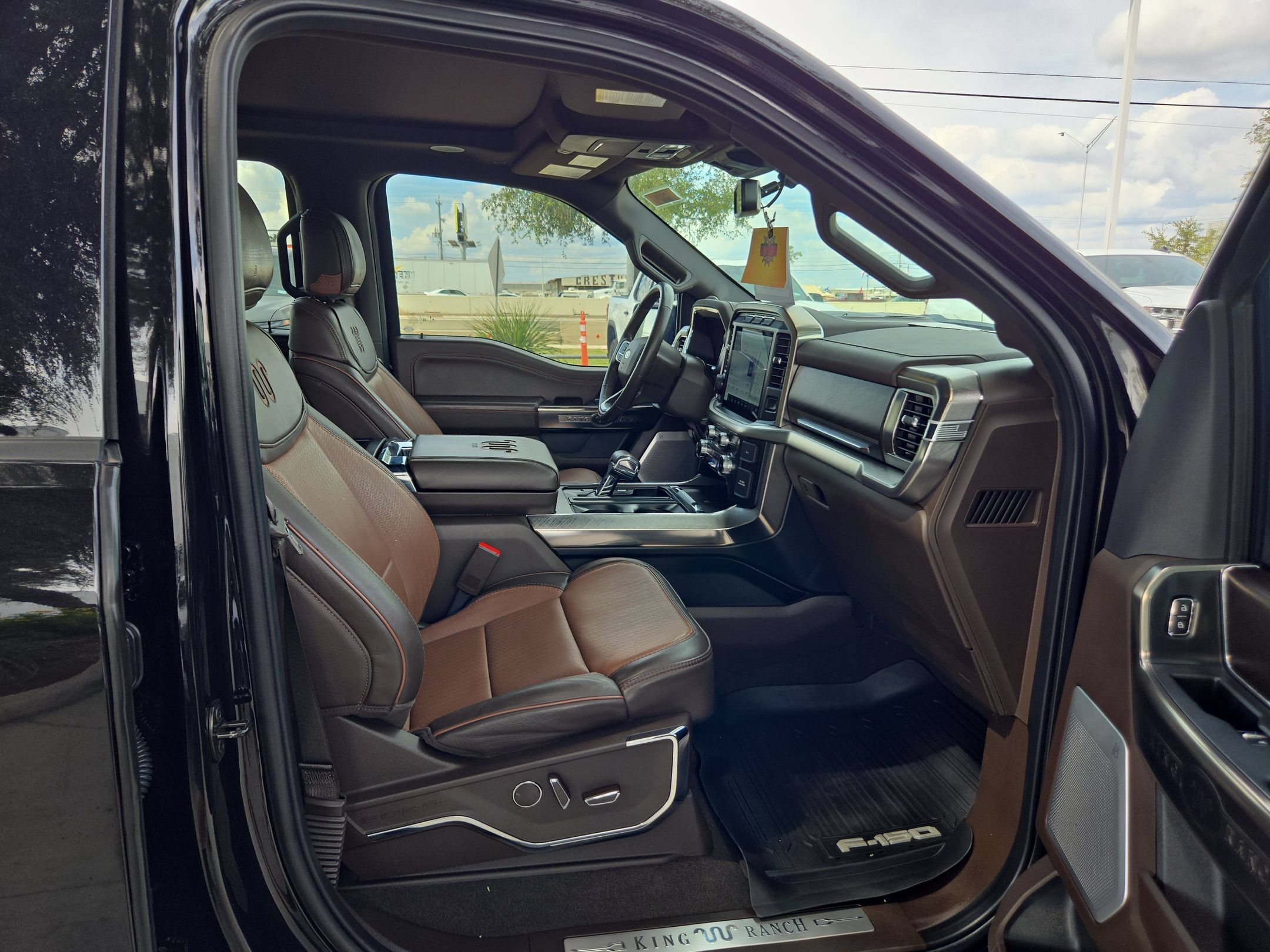 Used 2023 Ford F150 King Ranch w/ Equipment Group 601A High AWD/4WD image 24