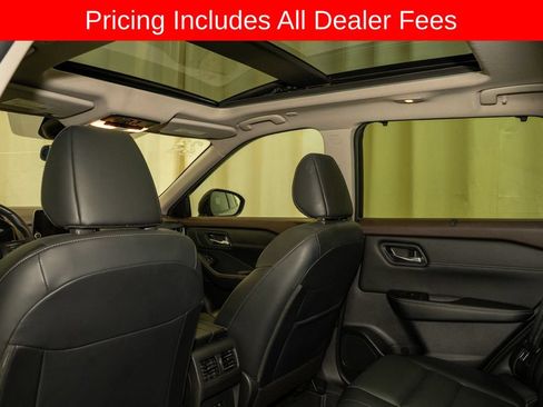 Certified 2023 Nissan Rogue SV w/ SV Premium B Package FWD image 10