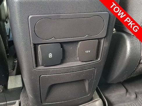 Used 2024 Ford Explorer XLT w/ Class IV Trailer Tow Package AWD/4WD image 13
