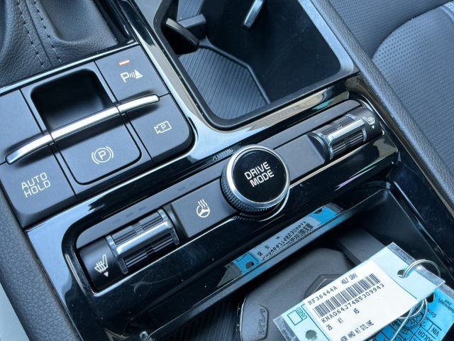 Used 2025 Kia K5 GT-Line w/ GT-Line Premium Package AWD/4WD image 19