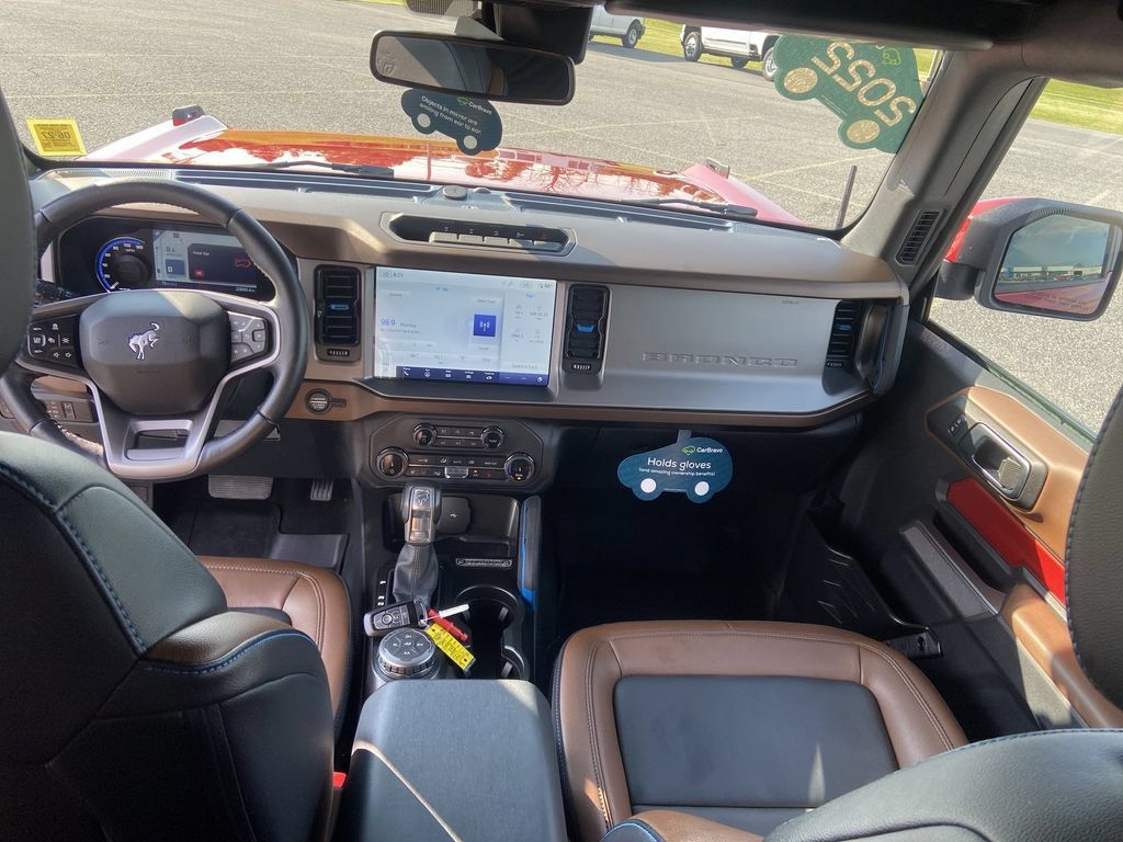 Used 2022 Ford Bronco Outer Banks w/ Sasquatch Package AWD/4WD image 21