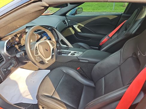 Used 2019 Chevrolet Corvette Grand Sport RWD image 12
