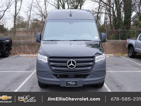 Used 2024 Mercedes-Benz Sprinter 2500 image 22