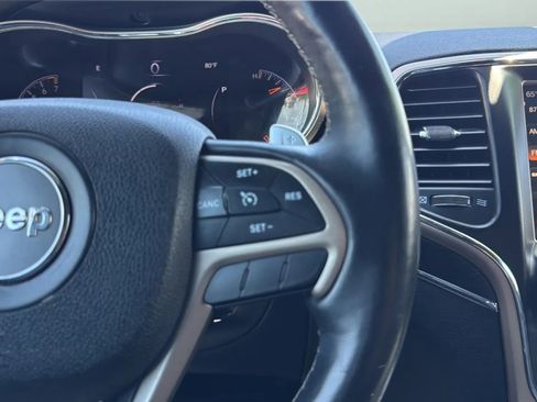 Used 2017 Jeep Grand Cherokee Limited w/ Luxury Group II RWD image 30