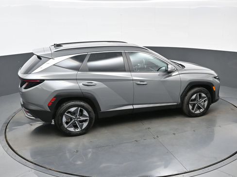 Used 2025 Hyundai Tucson SEL AWD/4WD image 42
