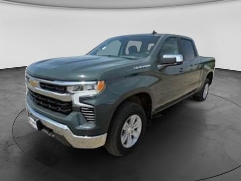 Used 2025 Chevrolet Silverado 1500 LT AWD/4WD image 8