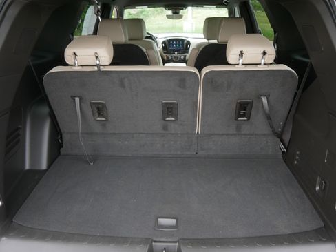 Used 2023 Chevrolet Traverse Premier w/ LPO, Floor Liner Package AWD/4WD image 19