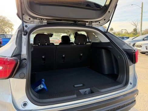 New 2026 Chevrolet Trax LS w/ Driver Confidence Package image 12