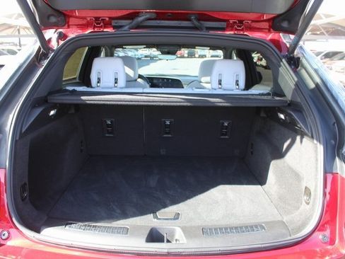 Used 2025 Cadillac XT4 Sport image 5