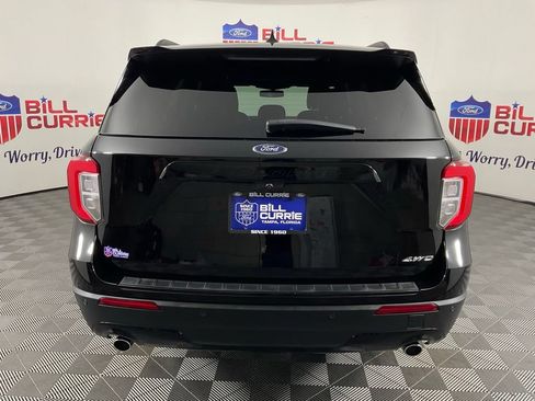 Used 2023 Ford Explorer ST-Line AWD/4WD image 4