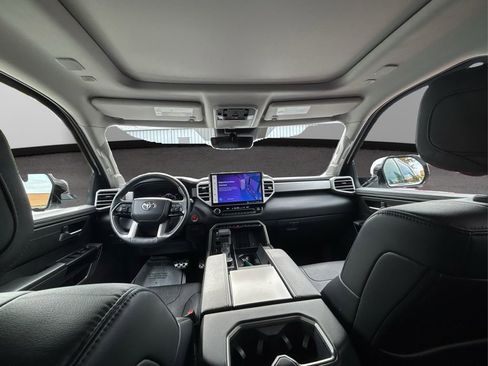 Used 2023 Toyota Sequoia Limited image 29