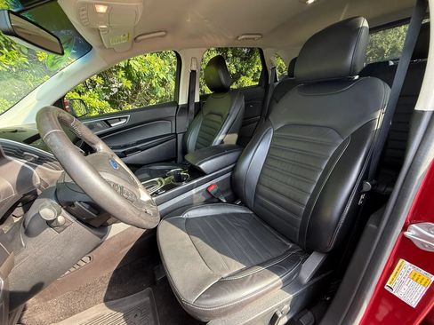 Used 2017 Ford Edge SEL w/ Equipment Group 201A AWD/4WD image 26