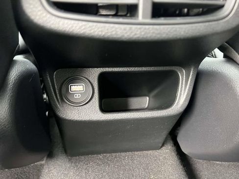 Used 2022 Kia Seltos EX image 12