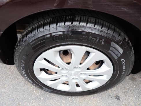 Used 2010 Kia Forte EX FWD image 11