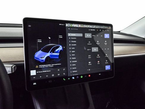 Used 2023 Tesla Model Y Long Range image 15