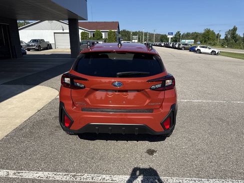 Used 2024 Subaru Crosstrek 2.0i Premium AWD/4WD image 4
