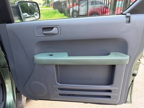 Used 2005 Honda Element LX image 14