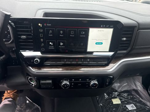 New 2026 GMC Sierra 2500 SLE image 17