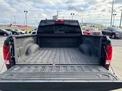 Used 2017 RAM 1500 Lone Star AWD/4WD image 9
