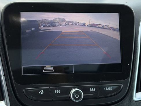 Used 2021 Chevrolet Malibu LT image 19