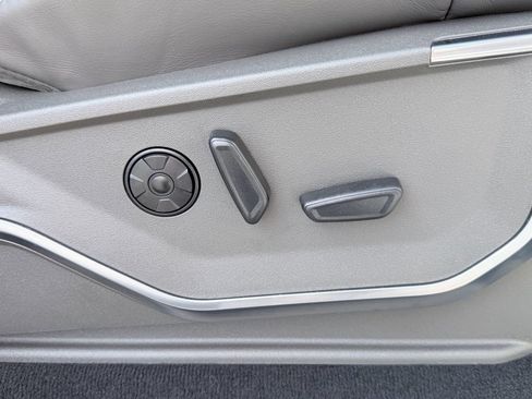 Used 2026 Ford F250 Platinum w/ Platinum Plus Package image 28